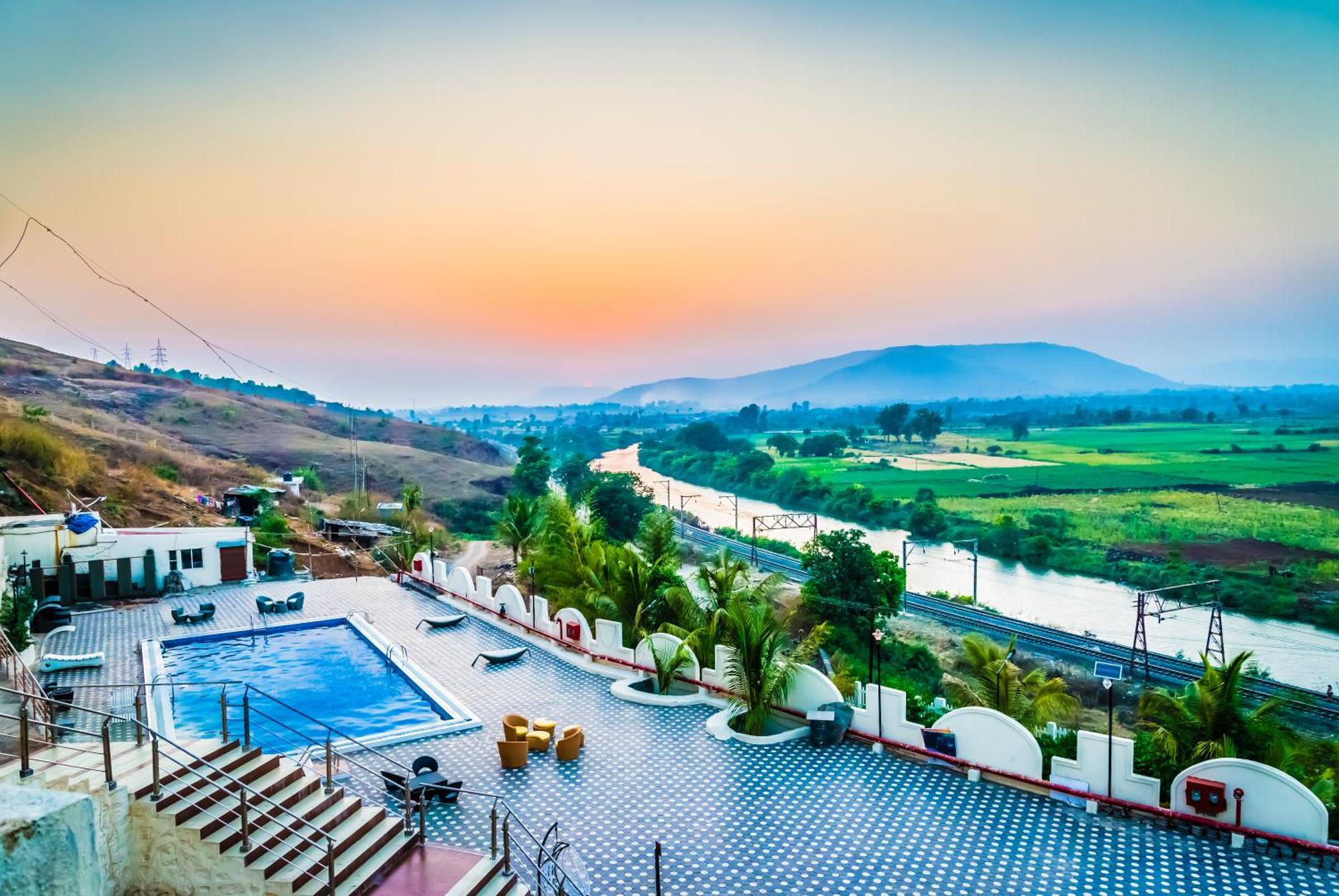 Ratnaa Resort Khamshet Exterior foto